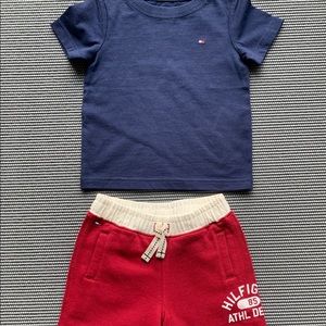 Tommy Hilfiger t-shirt Sweatpant Set 12M NWOT
